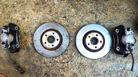 ����� �� �������� �� ������ �������� ������� � ������� Audi A5 8T 8k0105p