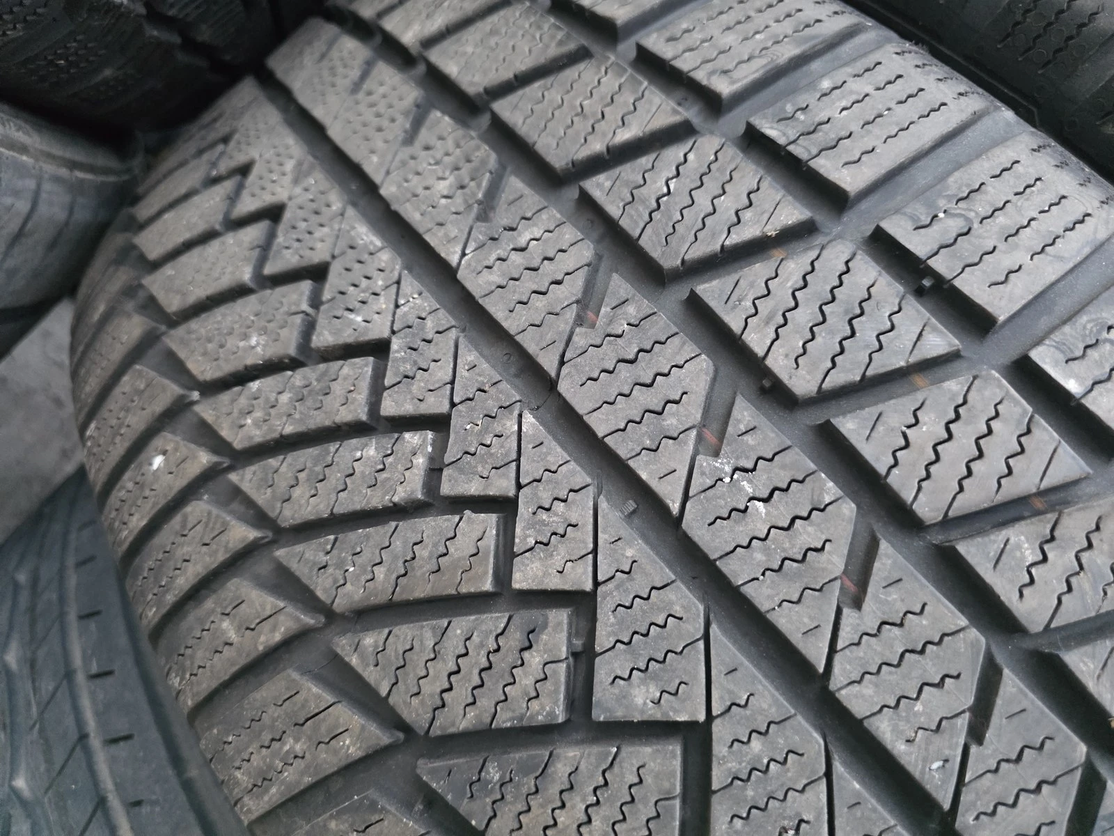 ���� 275/50R20 | Mobile.bg � ����������� 4
