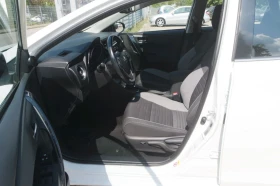 Toyota Auris 1.2 Ti, снимка 9