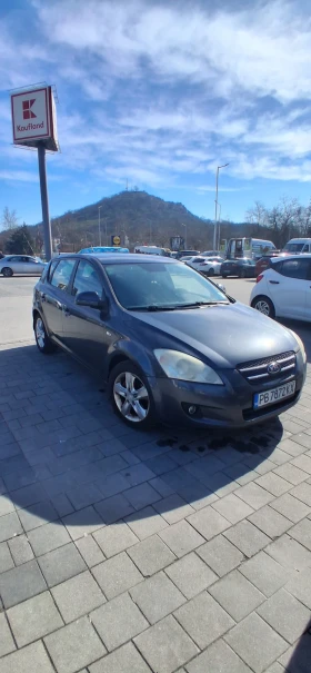 Kia Ceed 1.6 дизел 115кс климатроник, снимка 2