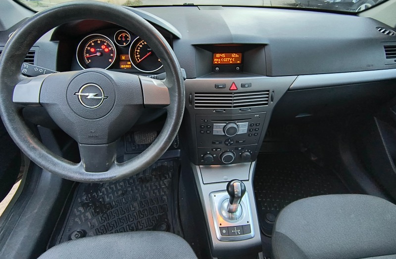 Opel Astra, снимка 8 - Автомобили и джипове - 45697678
