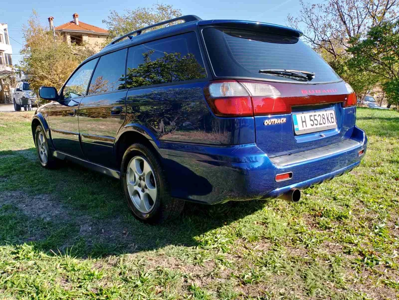 Subaru Outback 3.0 Н6 + газ, снимка 4 - Автомобили и джипове - 47696458