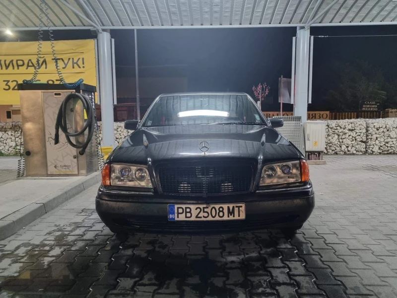 Mercedes-Benz C 180, снимка 9 - Автомобили и джипове - 48748827