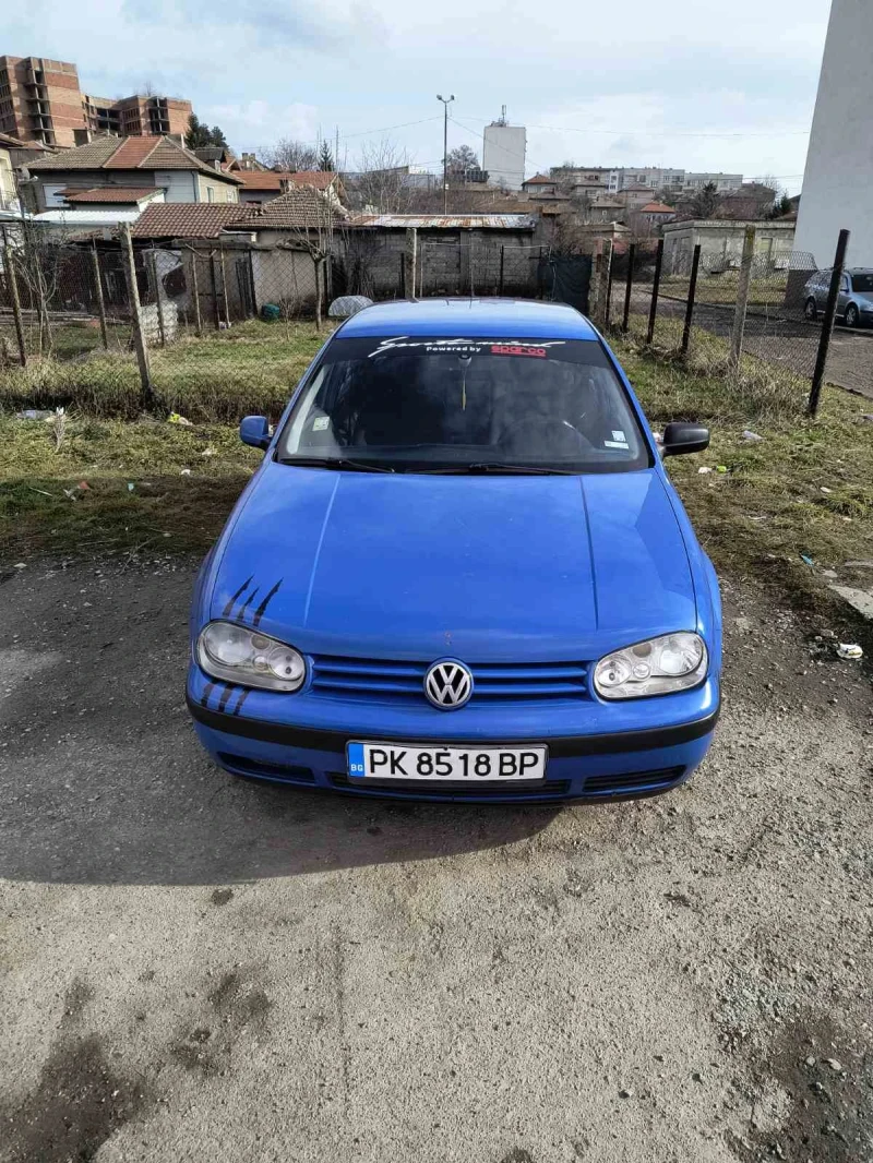 VW Golf, снимка 1 - Автомобили и джипове - 48895674