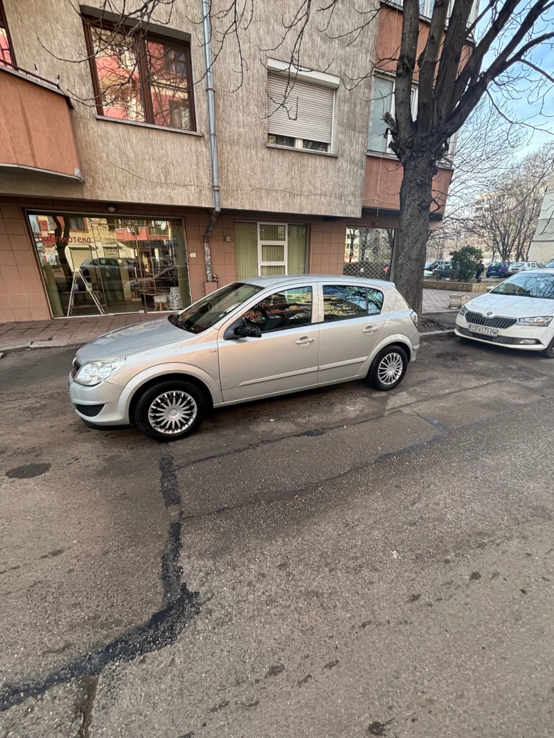 Opel Astra 1.6 бензин-газ, снимка 4 - Автомобили и джипове - 48907062