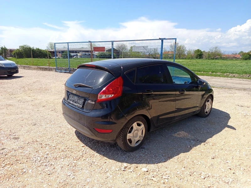 Ford Fiesta, снимка 4 - Автомобили и джипове - 50035002
