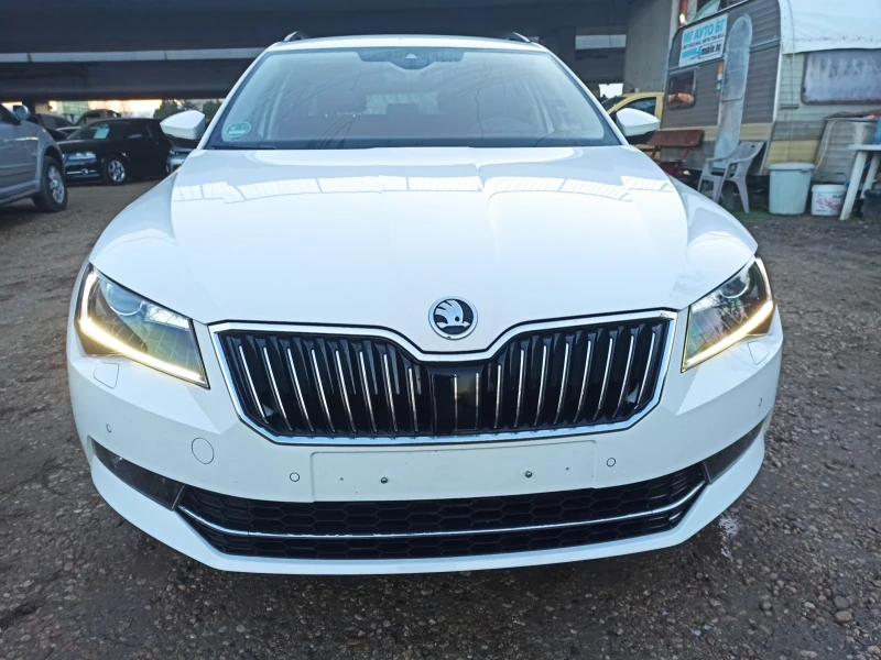 Skoda Superb 190к.с 4х4, FACELIFT , снимка 2 - Автомобили и джипове - 51537437