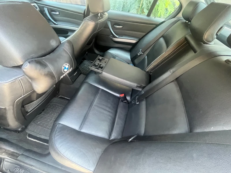 BMW 320, снимка 11 - Автомобили и джипове - 51642266