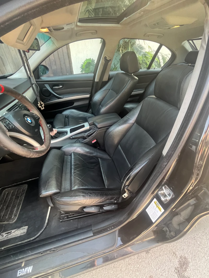 BMW 320, снимка 6 - Автомобили и джипове - 51642266