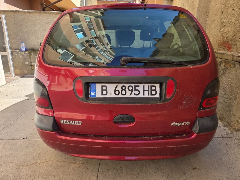 Renault Scenic 1.6e, снимка 5 - Автомобили и джипове - 52192724