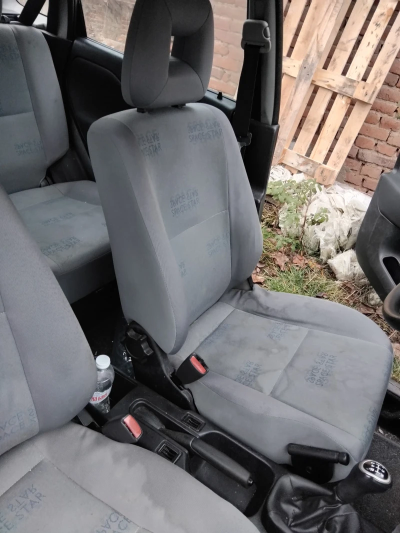 Mitsubishi Space star, снимка 5 - Автомобили и джипове - 51829951