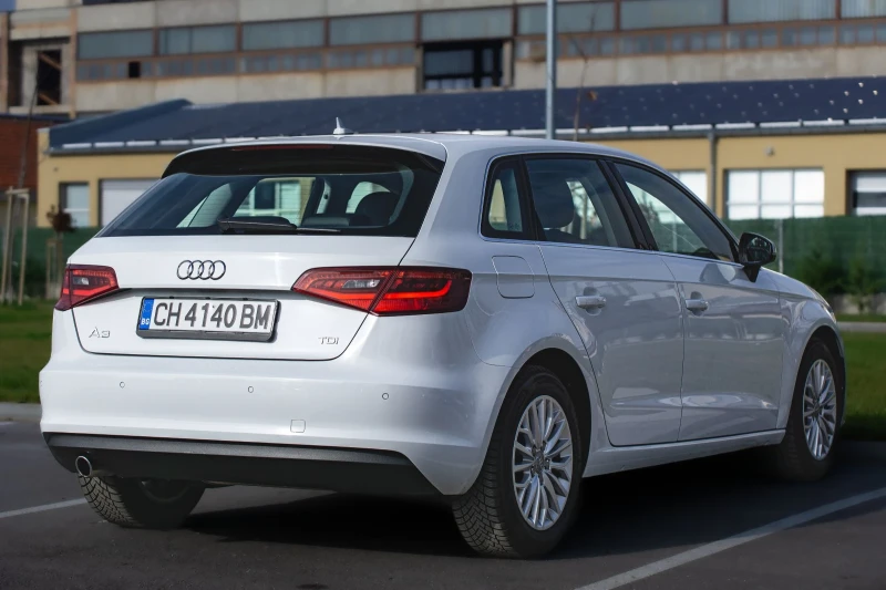 Audi A3 Sportsback 1.6 TDI, снимка 5 - Автомобили и джипове - 52540445