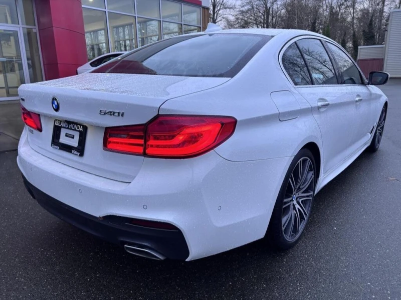 BMW 540 * Leather Interior Navigation System * CARFAX * БЕ, снимка 9 - Автомобили и джипове - 52931497