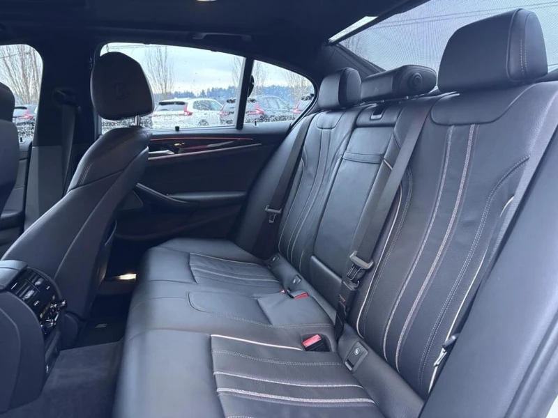 BMW 540 * Leather Interior Navigation System * CARFAX * БЕ, снимка 14 - Автомобили и джипове - 52931497