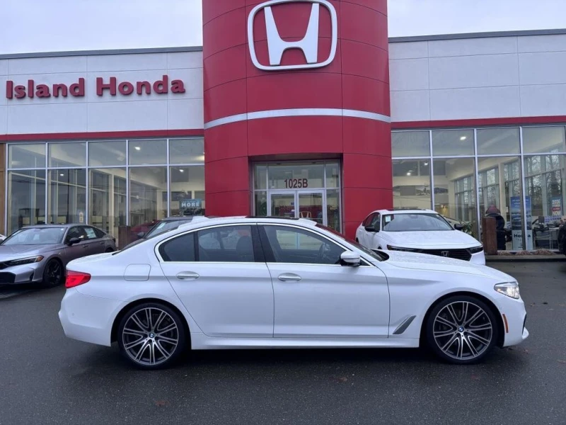 BMW 540 * Leather Interior Navigation System * CARFAX * БЕ, снимка 10 - Автомобили и джипове - 52931497