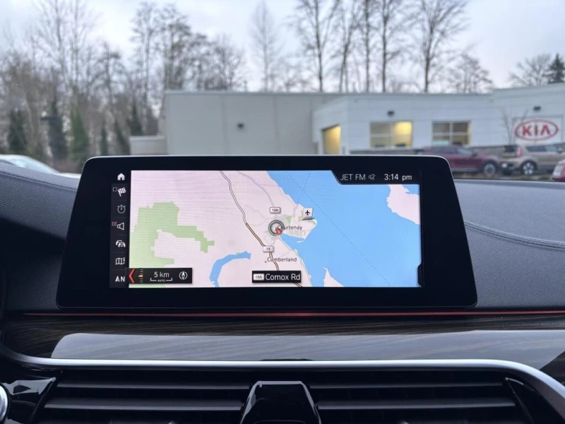 BMW 540 * Leather Interior Navigation System * CARFAX * БЕ, снимка 16 - Автомобили и джипове - 52931497