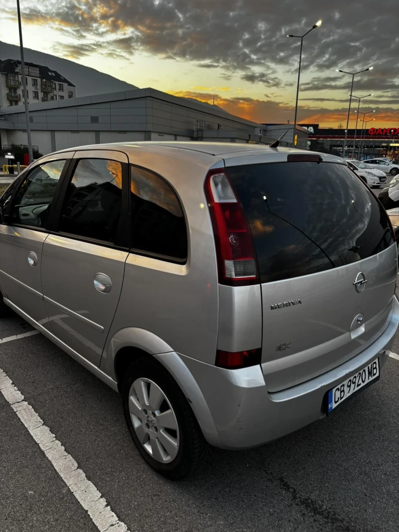 Opel Meriva, снимка 4 - Автомобили и джипове - 53022816