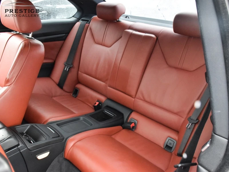 BMW M3 CARBON ROOF* Keyless* Червена кожа* Отлично състоя, снимка 17 - Автомобили и джипове - 53187474