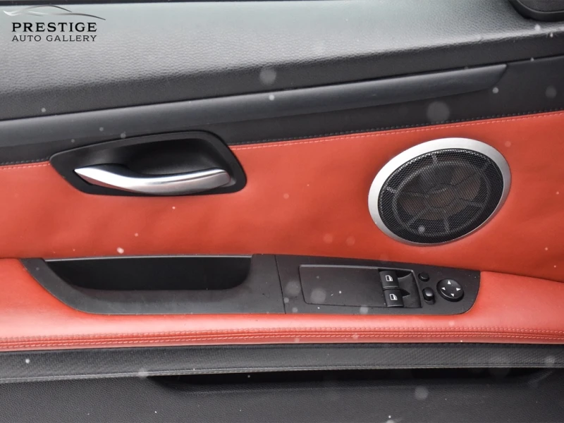 BMW M3 CARBON ROOF* Keyless* Червена кожа* Отлично състоя, снимка 16 - Автомобили и джипове - 53187474