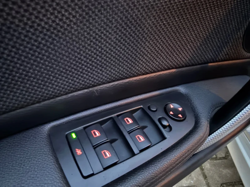 BMW 118 D Msport Facelift, снимка 6 - Автомобили и джипове - 53297143