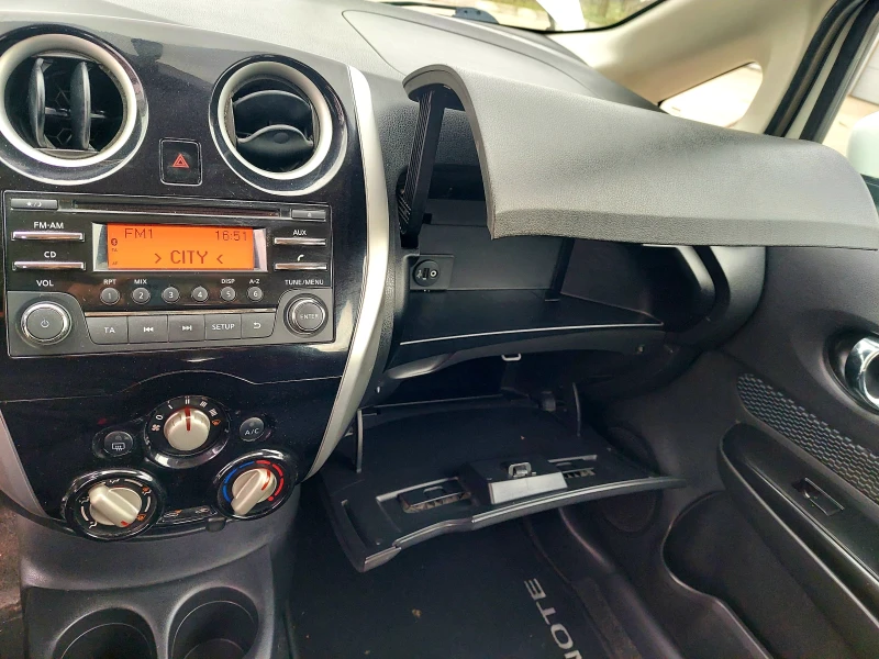 Nissan Note 1.5 dCI Euro 5, снимка 11 - Автомобили и джипове - 53565446