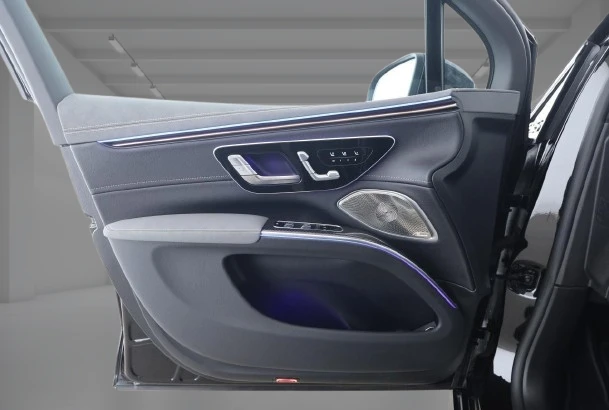 Mercedes-Benz EQS SUV 580 4Matic = AMG Line =  | Mobile.bg   6