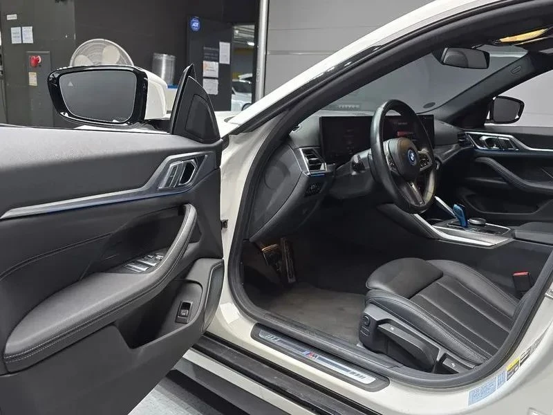 BMW i4, снимка 10 - Автомобили и джипове - 56688040