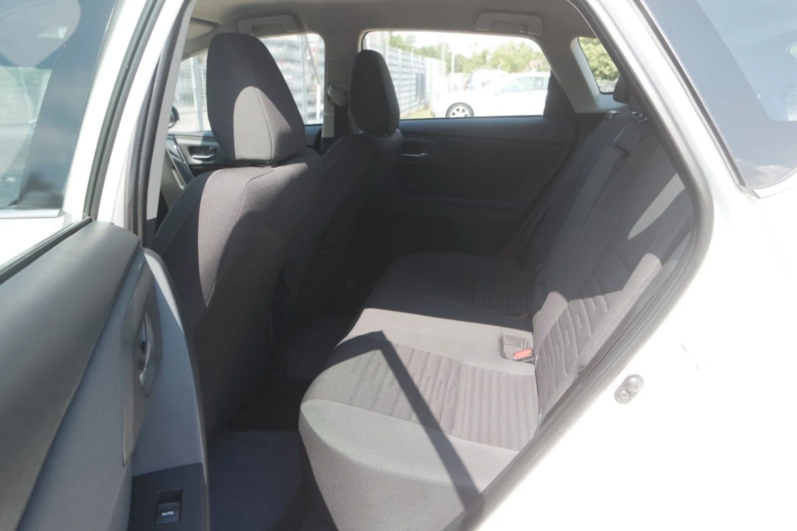 Toyota Auris 1.2 Ti | Mobile.bg   11