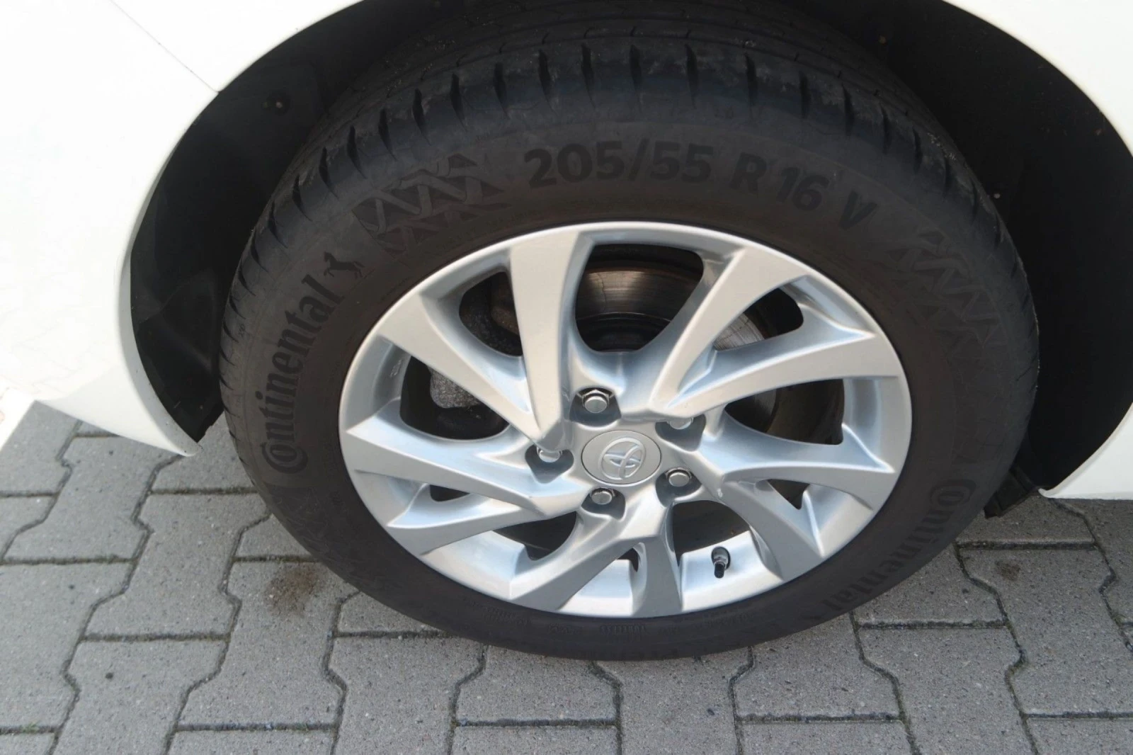 Toyota Auris 1.2 Ti | Mobile.bg   12