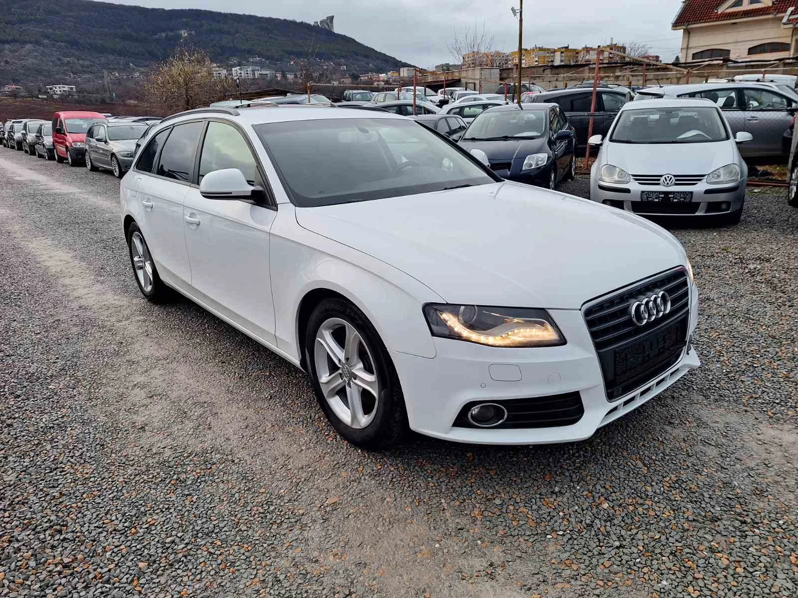 Audi A4 2.0 TDI-143 К.С НАВИГАЦИЯ - изображение 3