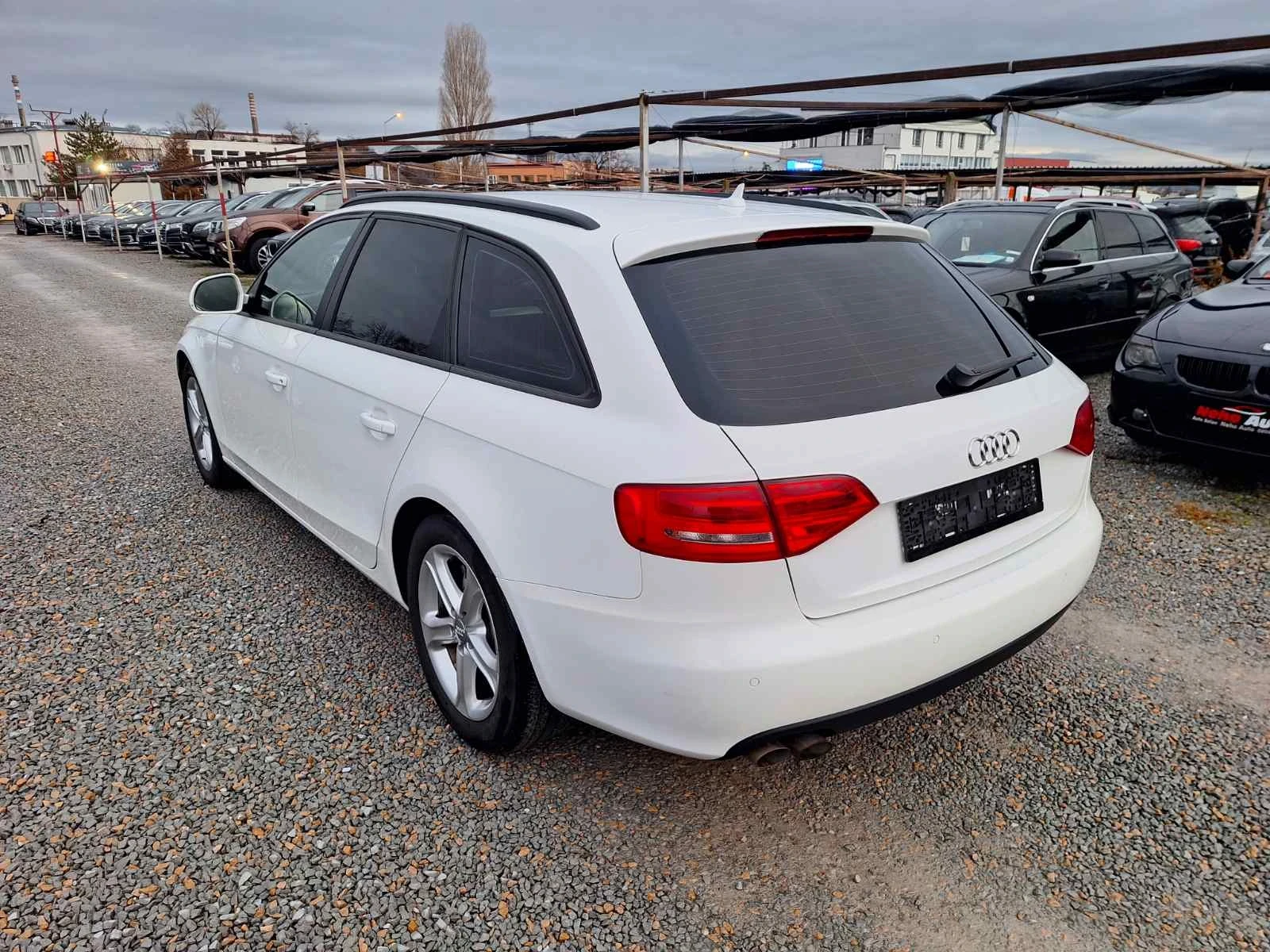 Audi A4 2.0 TDI-143 К.С НАВИГАЦИЯ - изображение 4