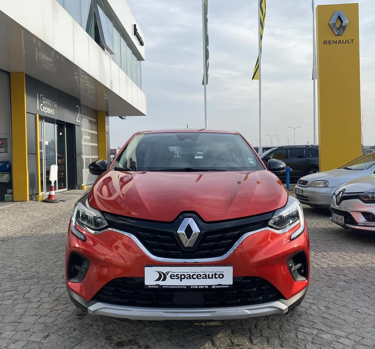 Renault Captur 999Tce 90к.с - изображение 2