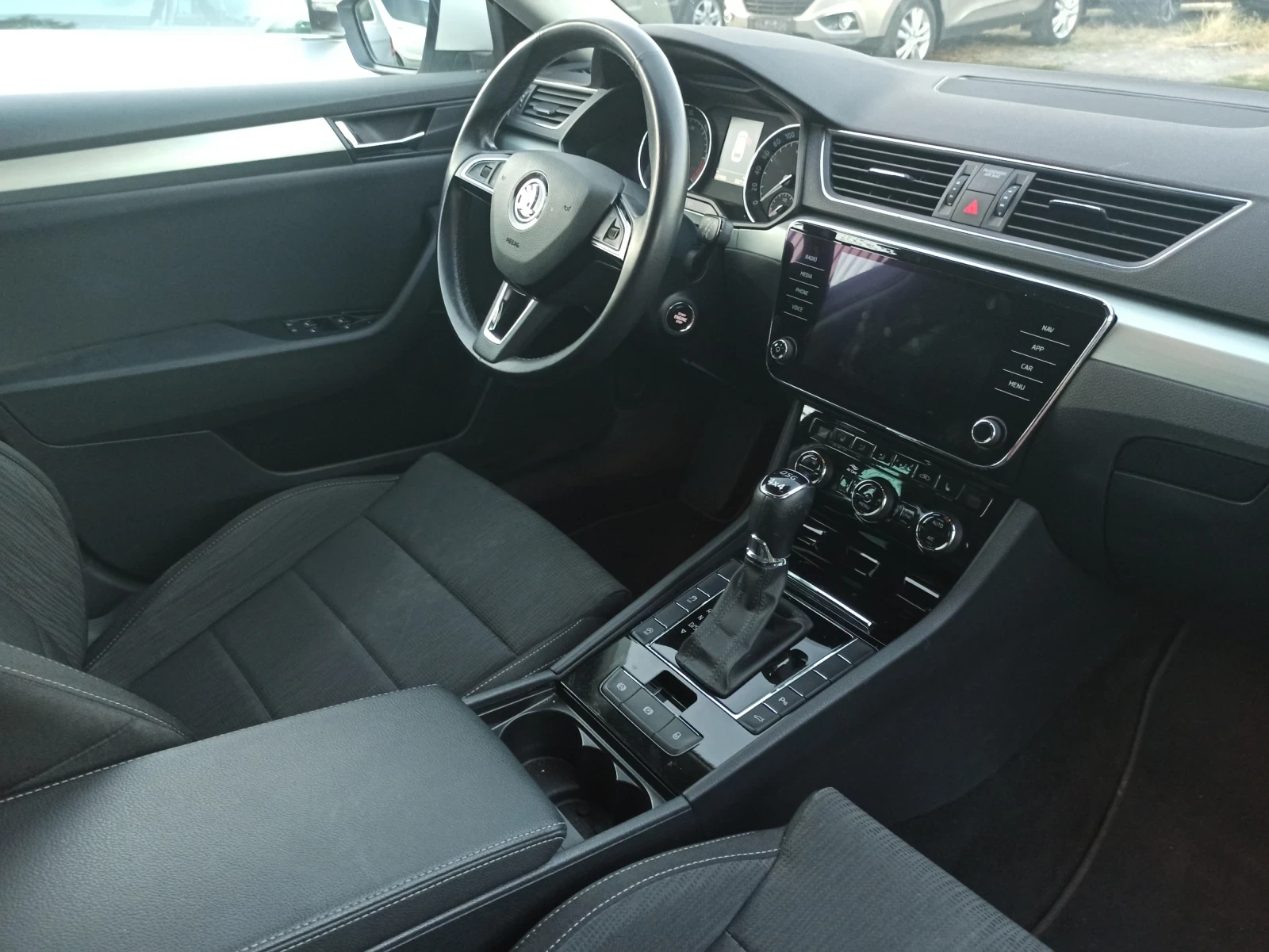 Skoda Superb 190к.с 4х4, FACELIFT  - изображение 8
