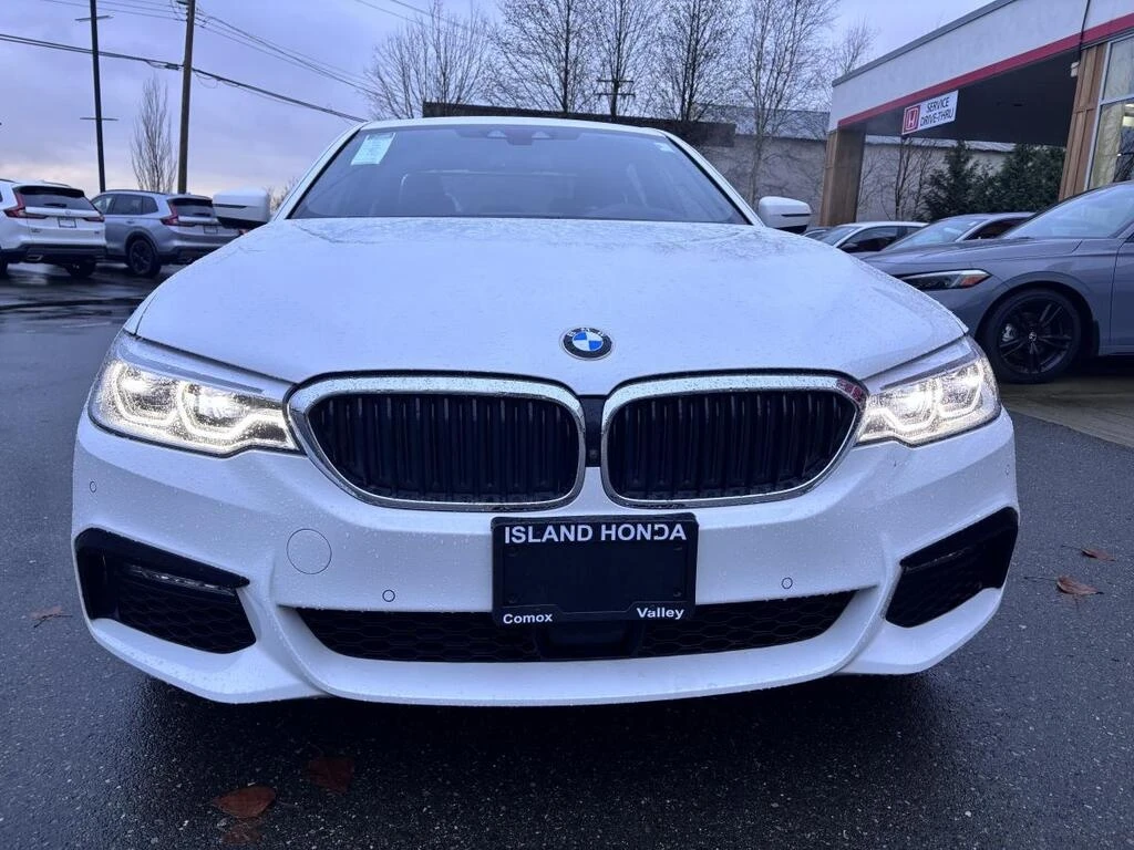 BMW 540 * Leather Interior Navigation System * CARFAX * БЕ - изображение 2