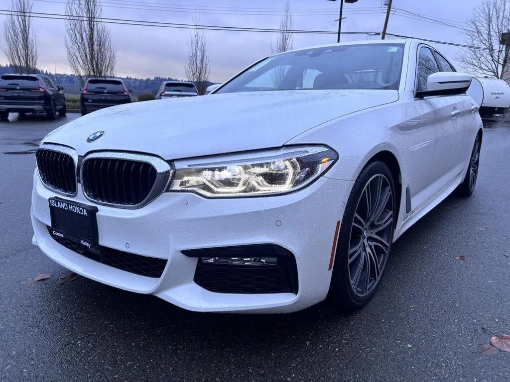 BMW 540 * Leather Interior Navigation System * CARFAX * БЕ - изображение 3