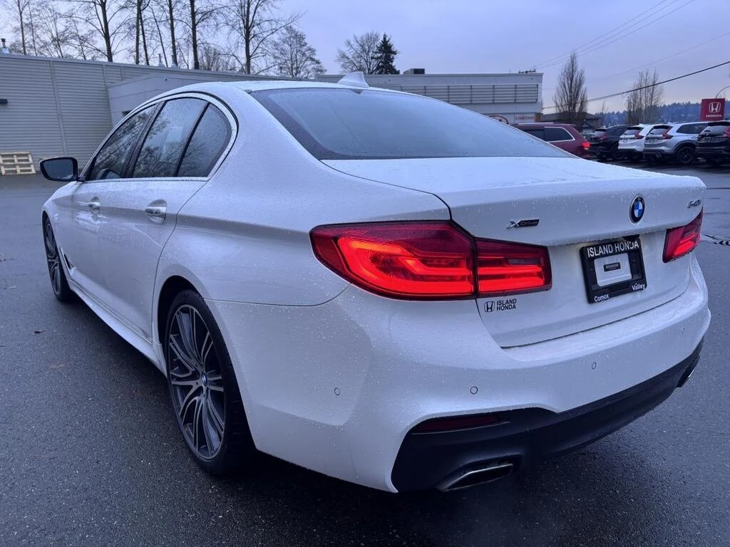 BMW 540 * Leather Interior Navigation System * CARFAX * БЕ - изображение 5