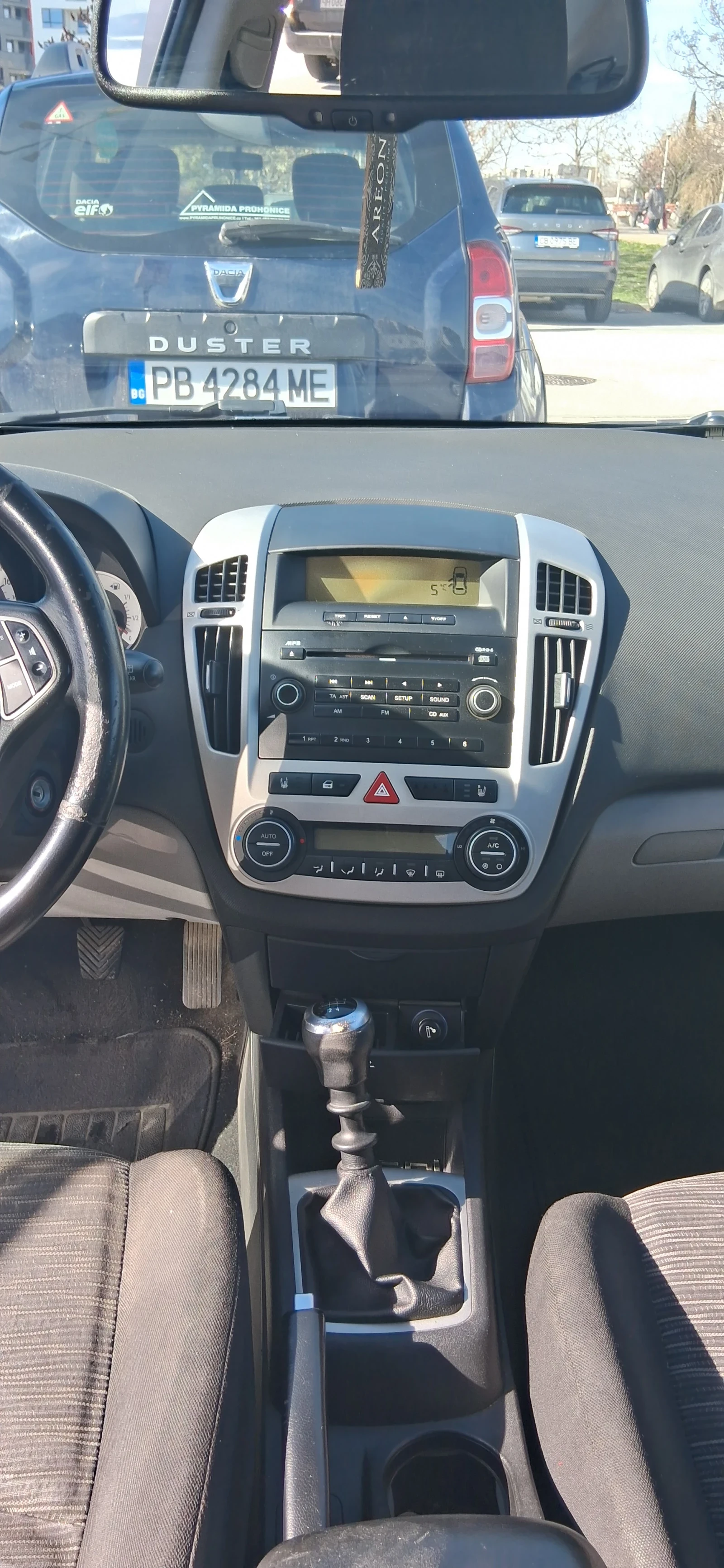 Kia Ceed 1.6 дизел 115кс климатроник, снимка 9 - Автомобили и джипове - 53604074