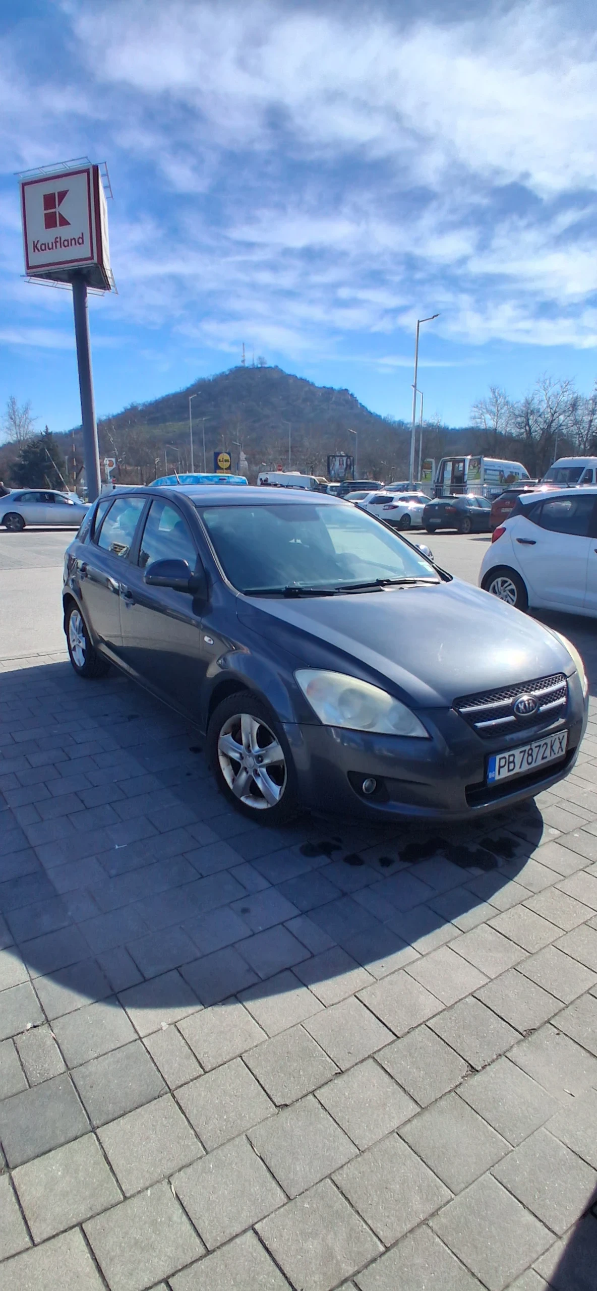 Kia Ceed 1.6 дизел 115кс климатроник, снимка 2 - Автомобили и джипове - 53604074