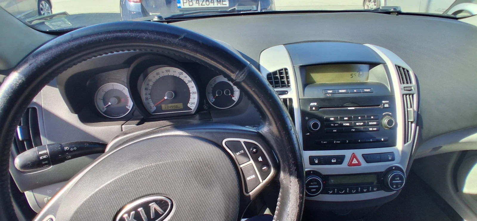 Kia Ceed 1.6 дизел 115кс климатроник, снимка 8 - Автомобили и джипове - 53604074