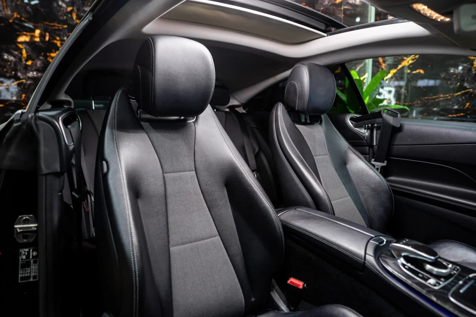 Mercedes-Benz E 220 D COUPE FULL AMG LINE LED BURM NAVI ������ 100% | Mobile.bg � ����������� 14