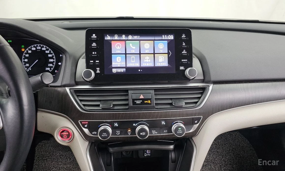 Honda Accord 2.0* HYBRID* ПОДГРЕВ* 360КАМЕРА* LANE* ASSIST* , снимка 9 - Автомобили и джипове - 54196815