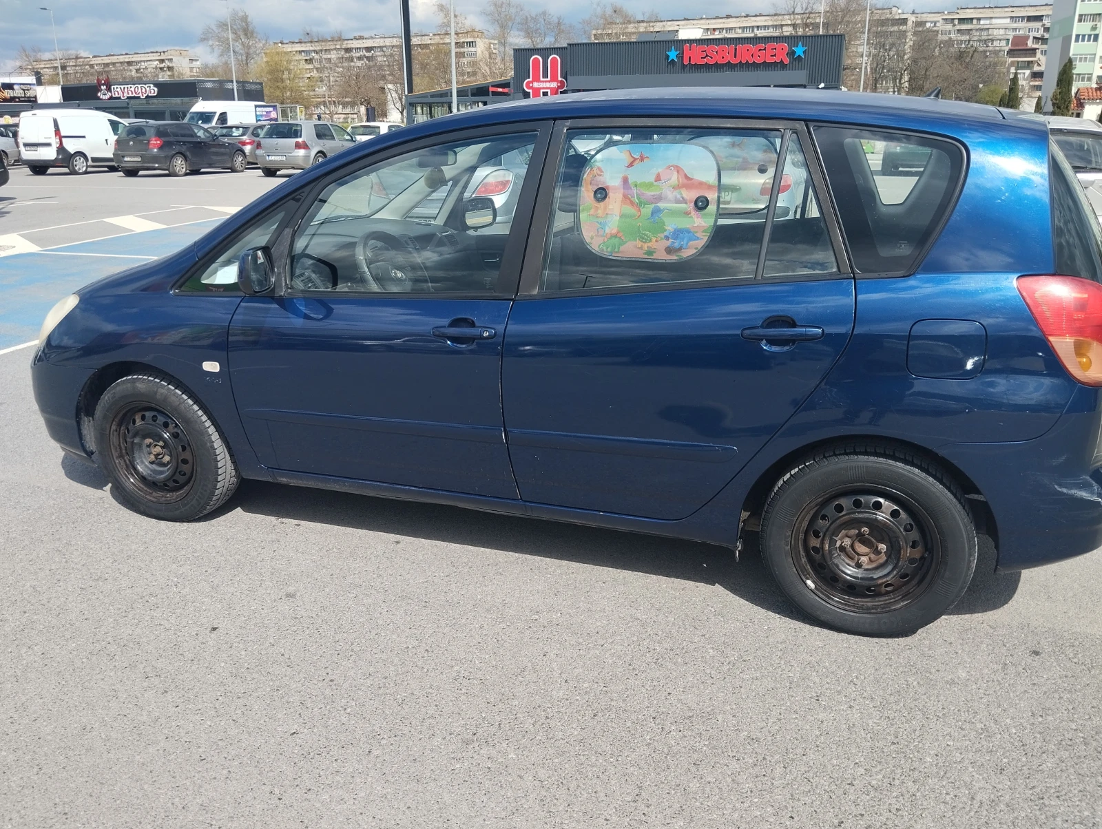 Toyota Corolla verso 2002, снимка 3 - Автомобили и джипове - 54300645