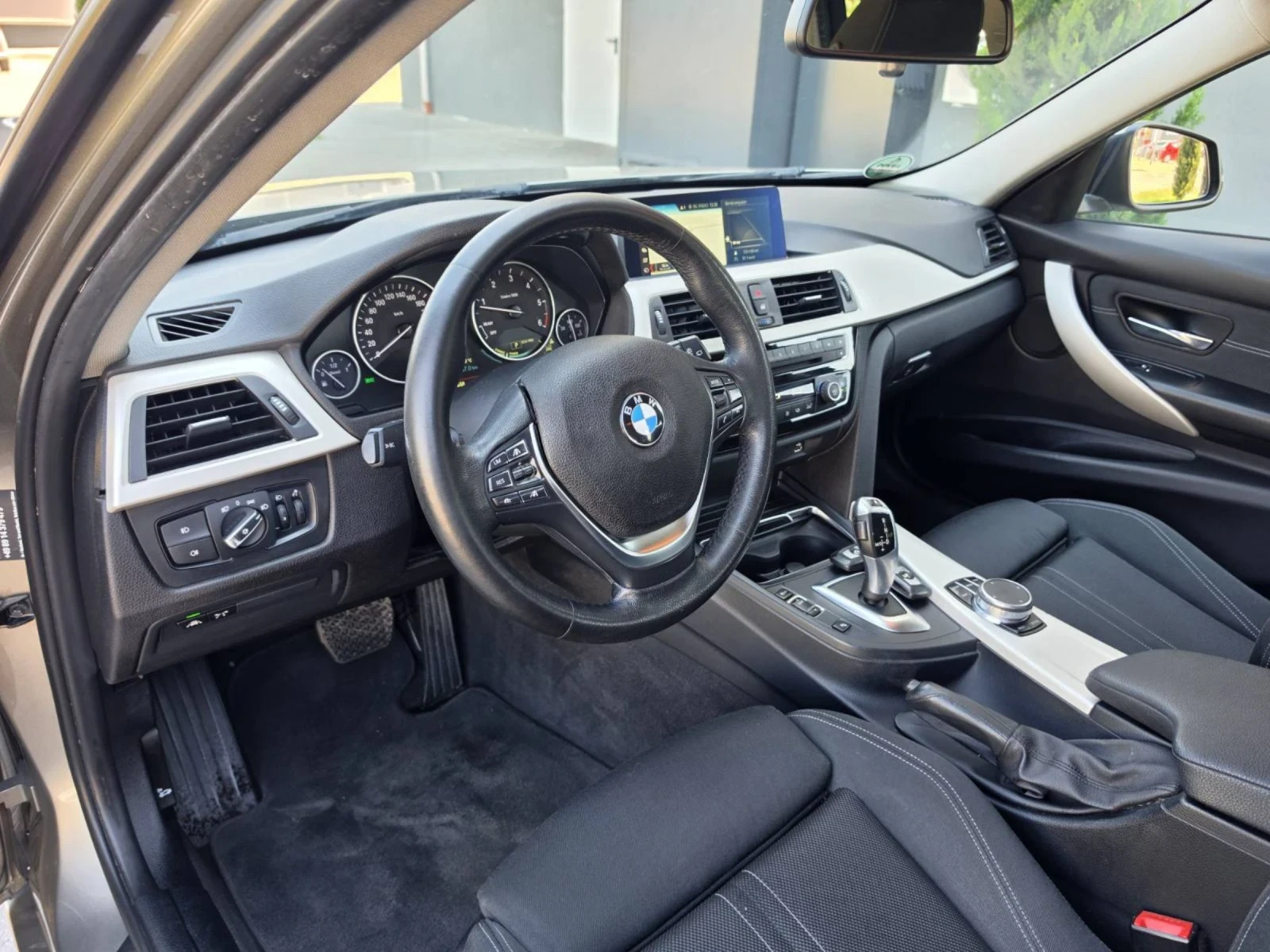 BMW 320 B 47, Автоматик , Белгия , снимка 15 - Автомобили и джипове - 54445258
