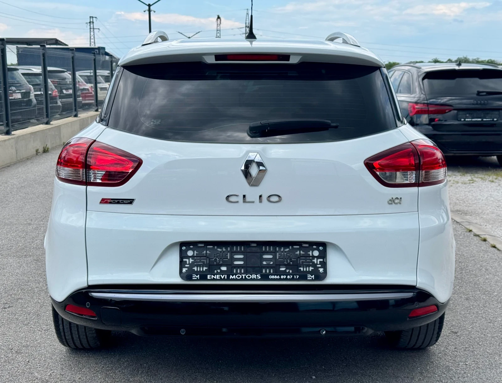 Renault Clio 1.5DCI sporter, снимка 5 - Автомобили и джипове - 54622068