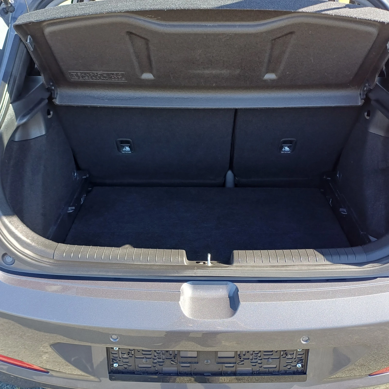 Hyundai I20, снимка 14 - Автомобили и джипове - 54824159