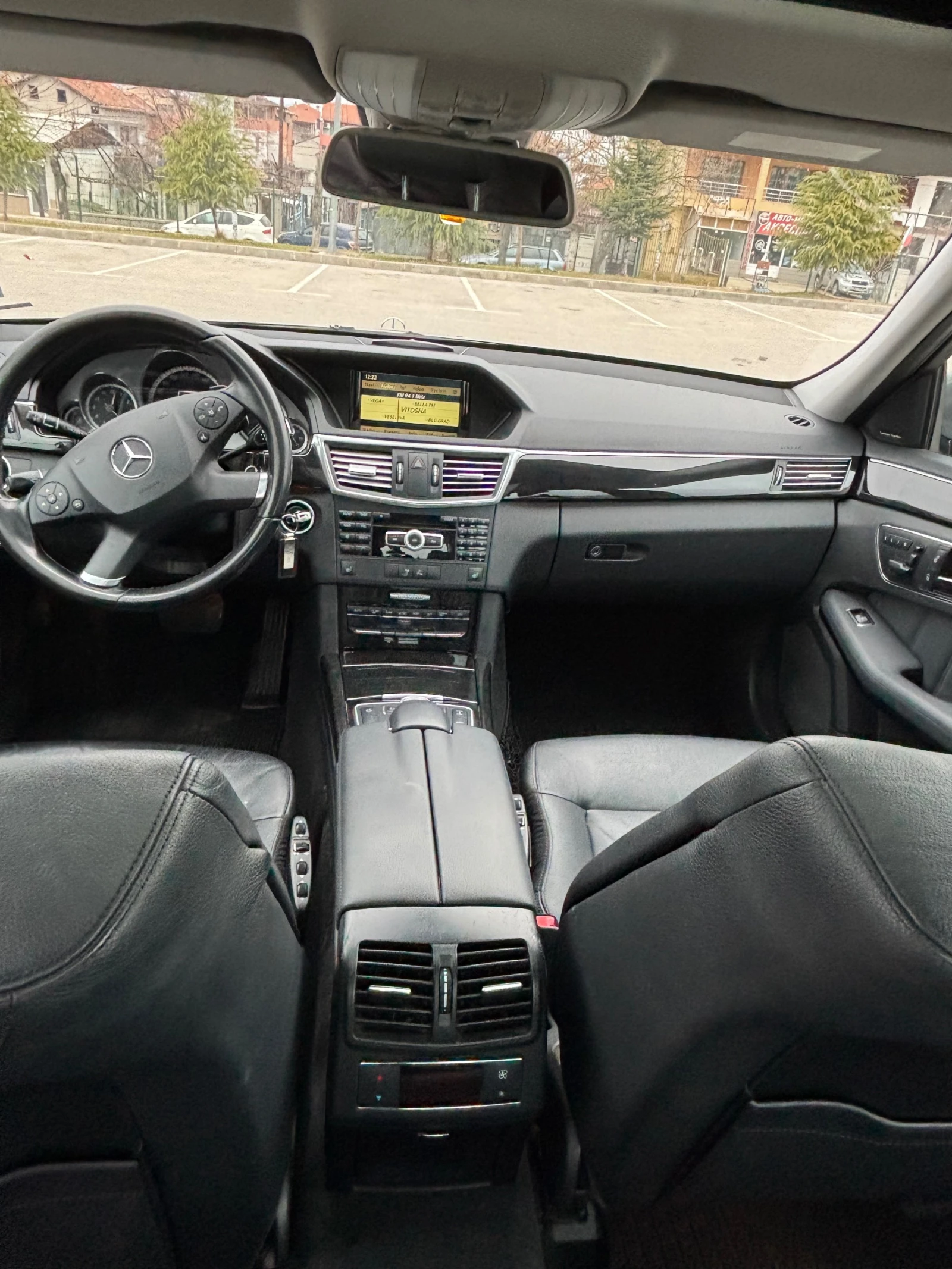 Mercedes-Benz E 350, снимка 8 - Автомобили и джипове - 54902193