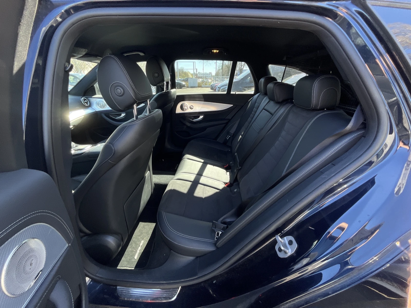 Mercedes-Benz E 300 AMG Line Hybrid, снимка 11 - Автомобили и джипове - 55394501
