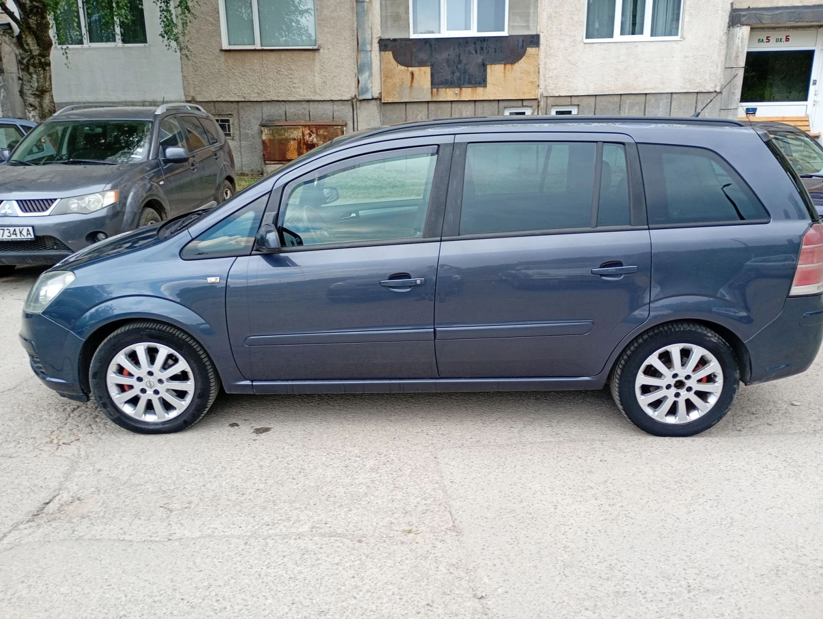 Opel Zafira