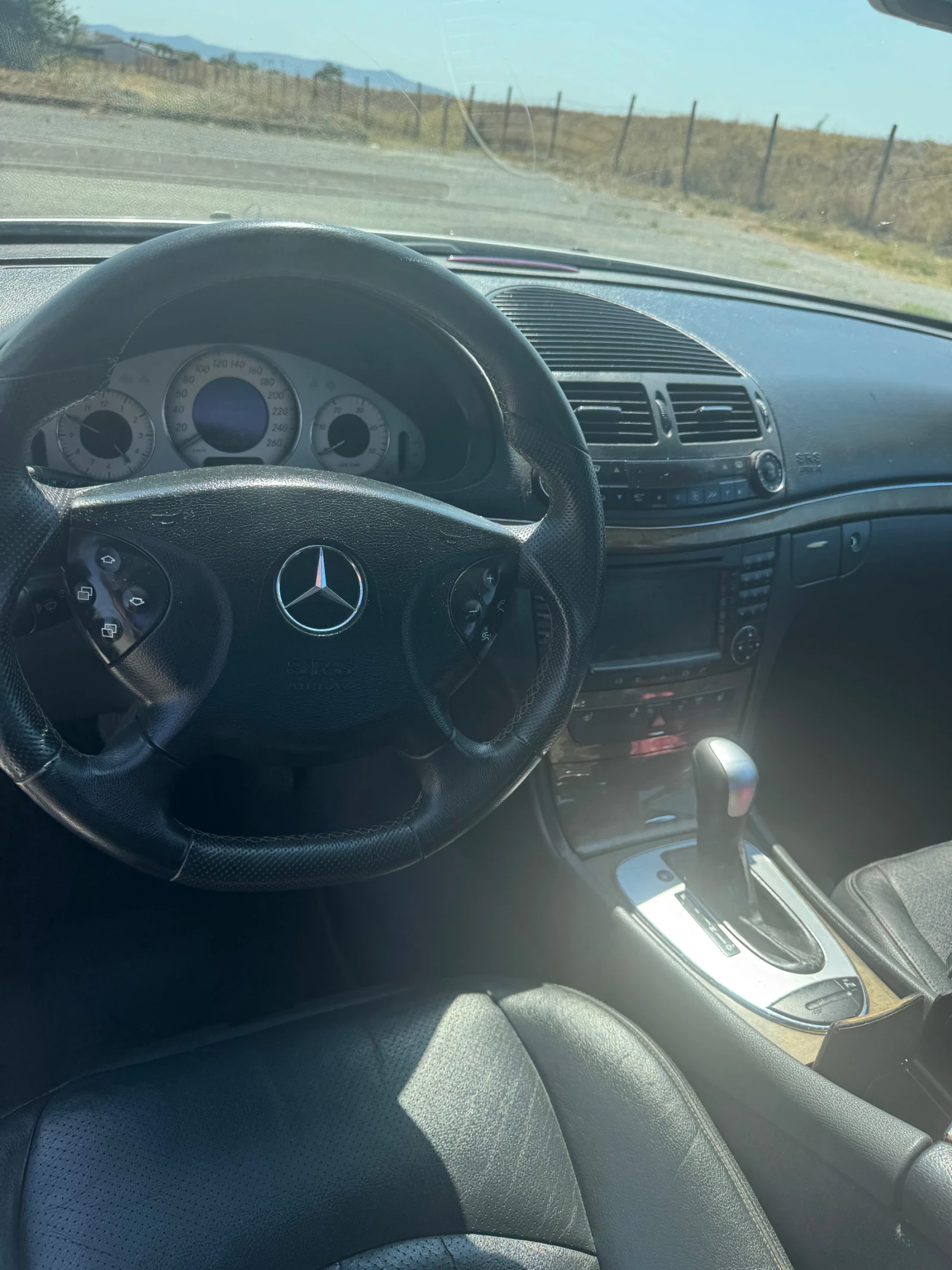 Mercedes-Benz E 270 CDI, снимка 8 - Автомобили и джипове - 55801130
