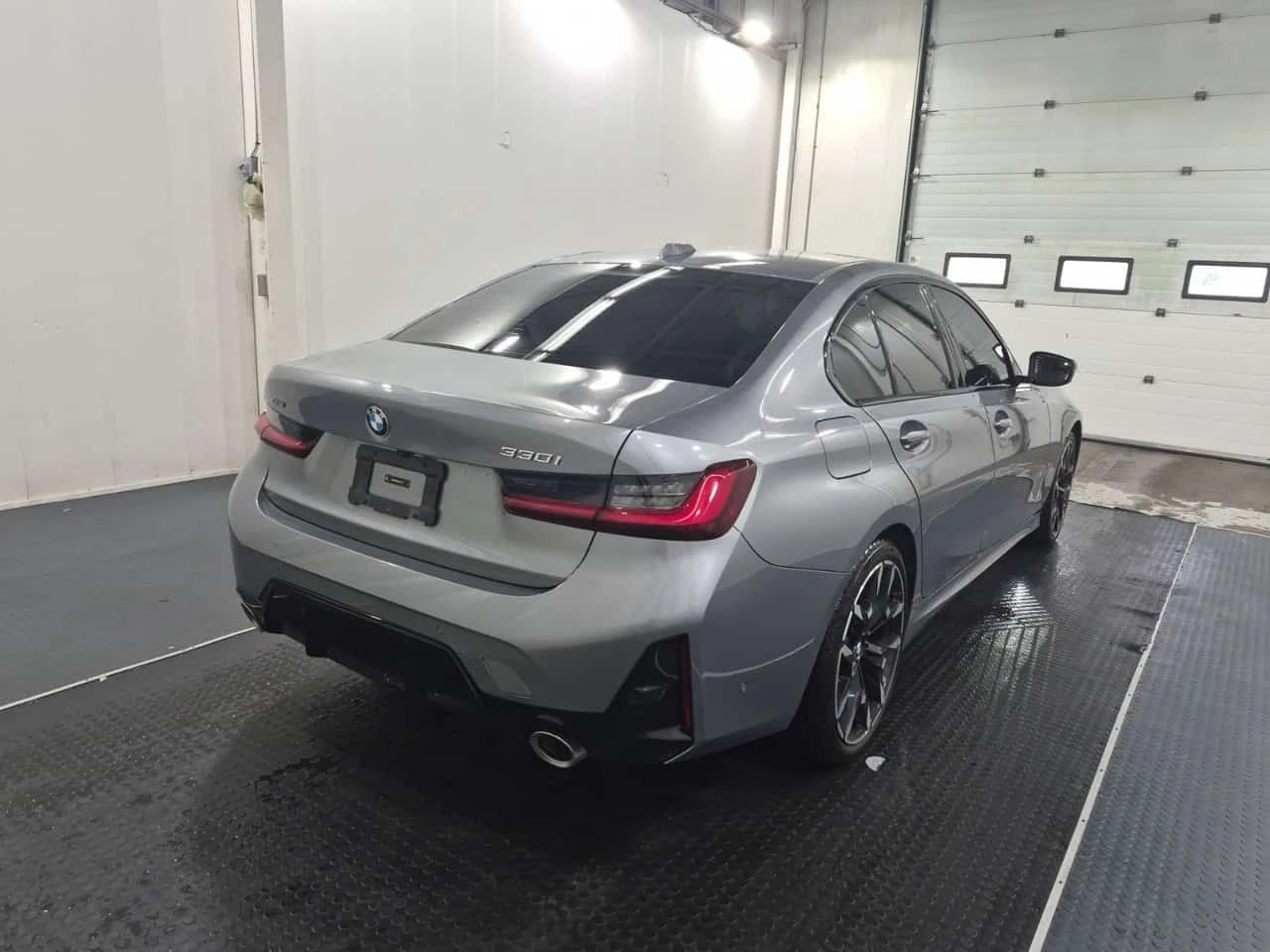 BMW 330 / ���-�� / 2 ����� / 360 ������ / �������� | Mobile.bg � ����������� 2